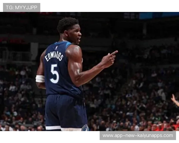 变身超级射手!爱德华兹三节37分带森林狼大胜爵士,爱德华兹打球 变身超级射手!爱德华兹三节37分带森林狼大胜爵士,爱德华兹打球